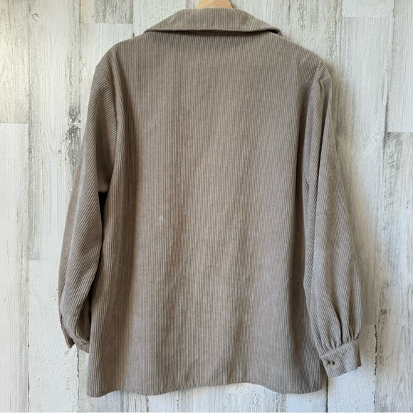 Nasty Gal Cream Corduroy Button Front Oversized Shirt Jacket Shacket Size 4 - Picture 7 of 10
